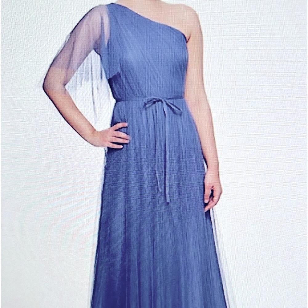 Marchesa Notte Ivera Gown NWT Slate Blue Size 16.Perfrect for Prom or formal